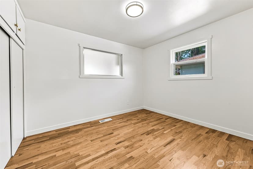 Property photo for 1422 115th Street S, Tacoma photo 12