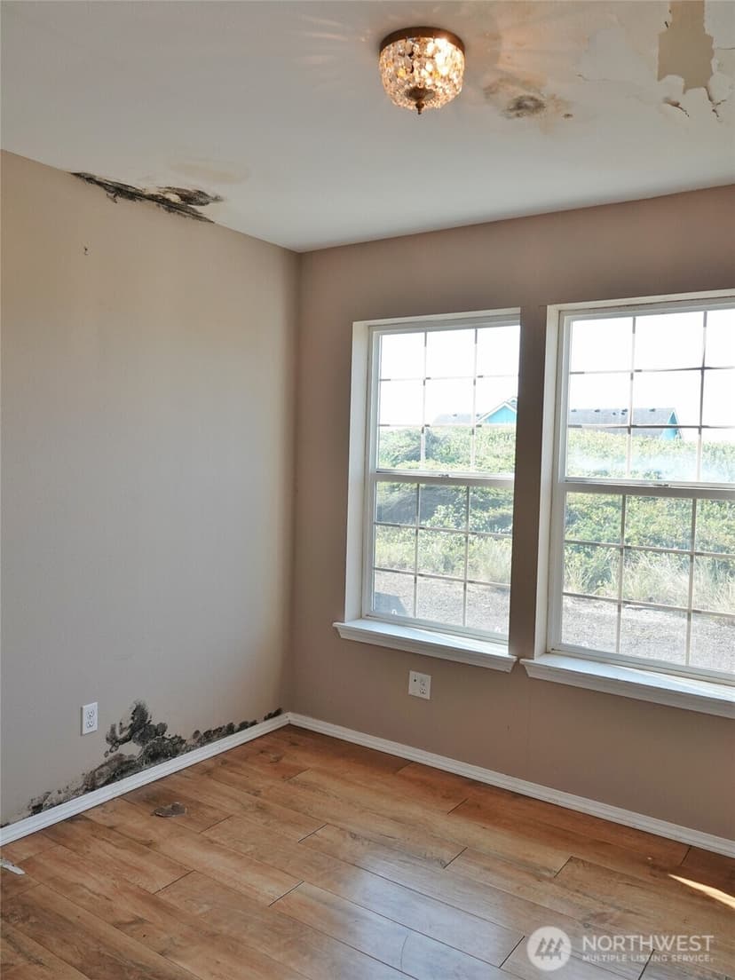 Property photo for 1066 Ocean Shores Boulevard SW, Ocean Shores photo 40