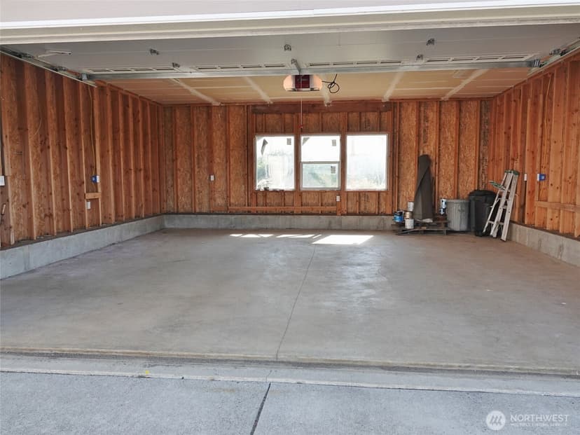 Property photo for 1066 Ocean Shores Boulevard SW, Ocean Shores photo 10