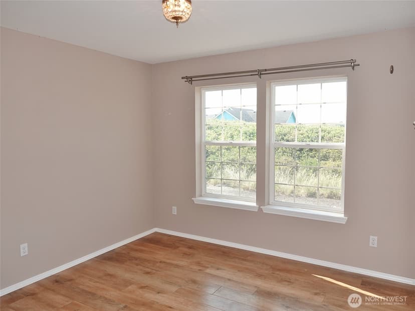Property photo for 1066 Ocean Shores Boulevard SW, Ocean Shores photo 39