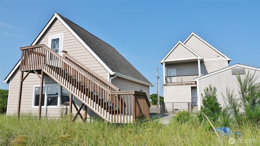 Property photo for 1066 Ocean Shores Boulevard SW, Ocean Shores photo 11