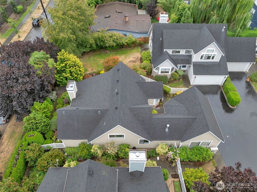 Property photo for 10063 Wallingford Avenue N, Seattle photo 33
