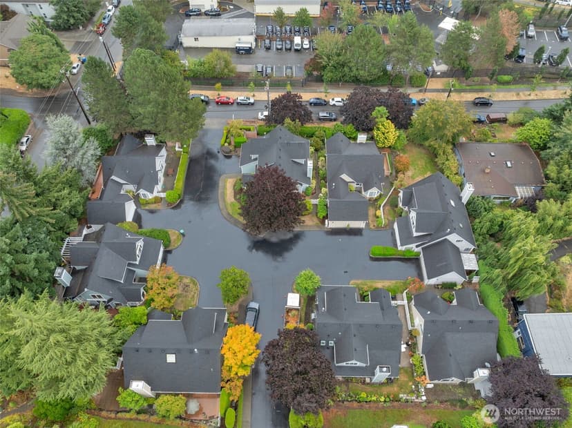Property photo for 10063 Wallingford Avenue N, Seattle photo 30