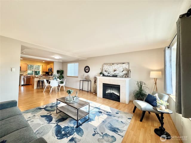 Property photo for 1814 I Street NE #213, Auburn photo 4
