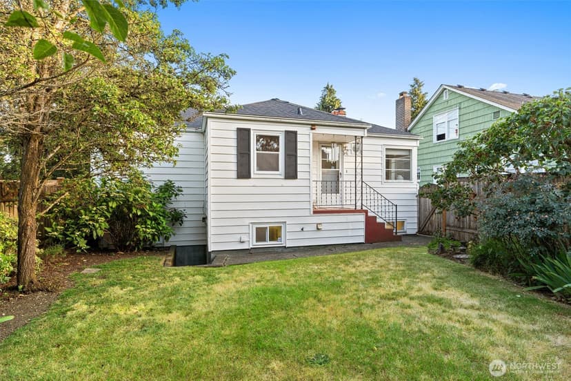 Property photo for 310 NW 75th Street, Seattle photo 24