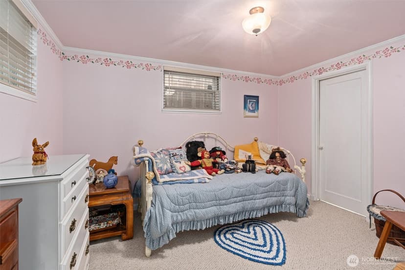 Property photo for 310 NW 75th Street, Seattle photo 19