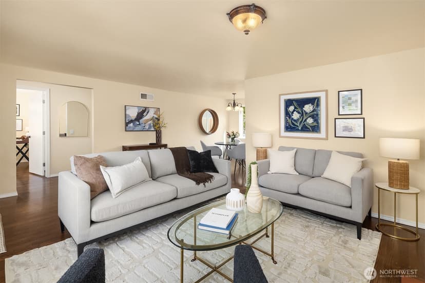 Property photo for 211 N 160th Street, Shoreline photo 6