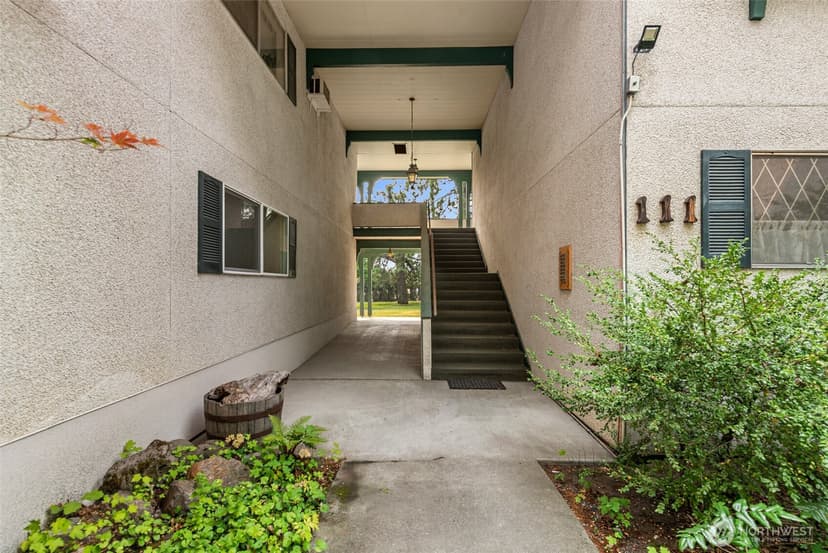 Property photo for 111 Whitman Street #2D, Leavenworth photo 32