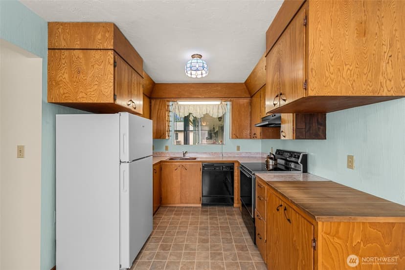 Property photo for 111 Whitman Street #2D, Leavenworth photo 14