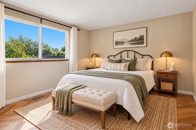 Property photo for 242 W Lake Sammamish Parkway SE, Bellevue photo 18