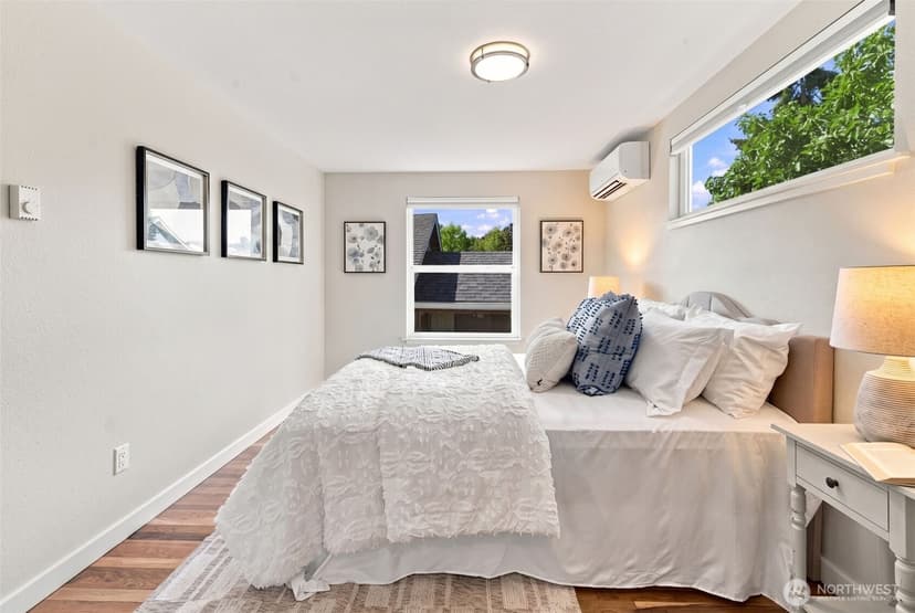 Property photo for 4511 Cascadia Avenue S, Seattle photo 14