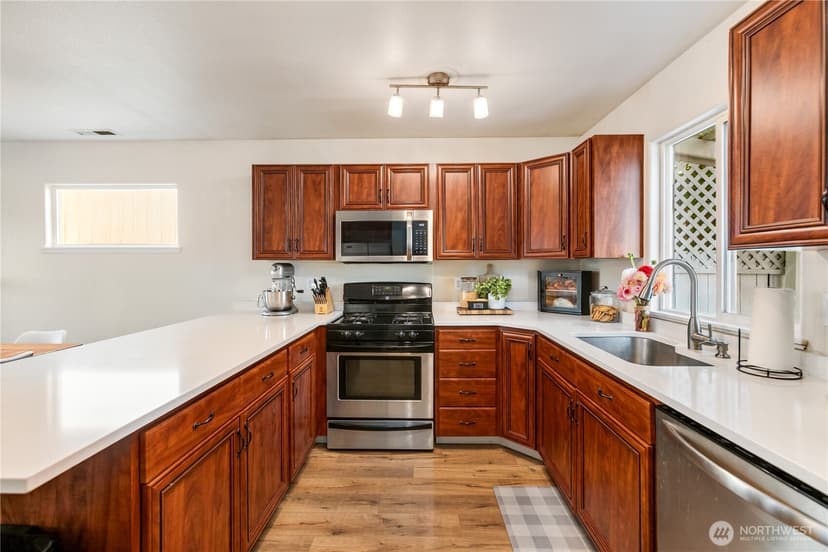 Property photo for 3964 Broadmoor Loop NE, Bremerton photo 10