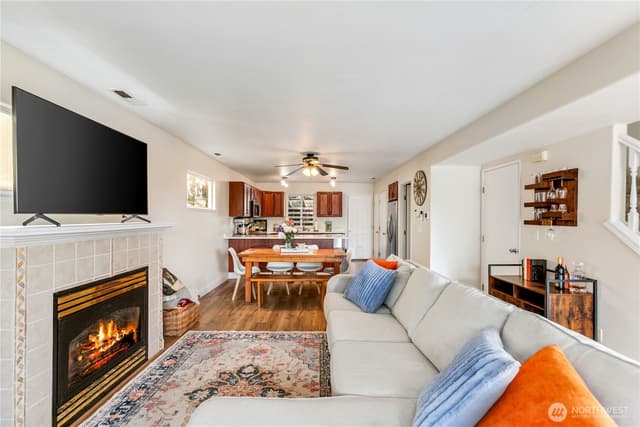 Property photo for 3964 Broadmoor Loop NE, Bremerton photo 4