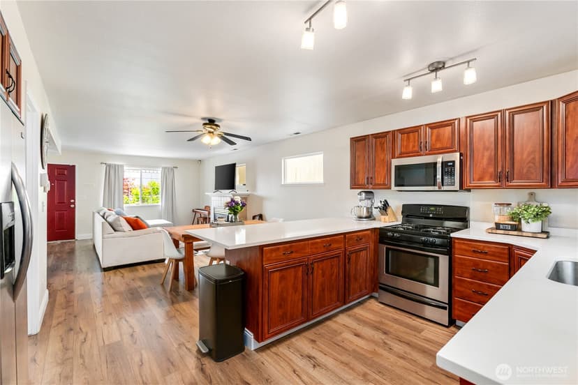 Property photo for 3964 Broadmoor Loop NE, Bremerton photo 12