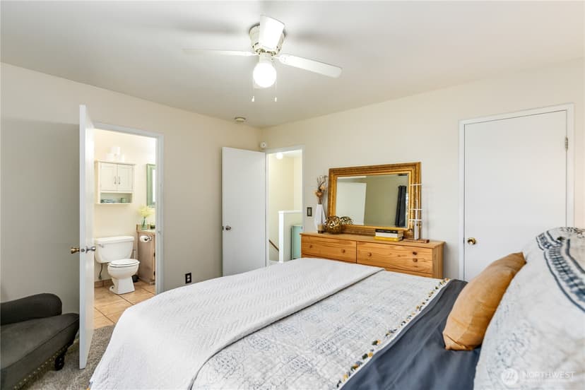 Property photo for 3964 Broadmoor Loop NE, Bremerton photo 18