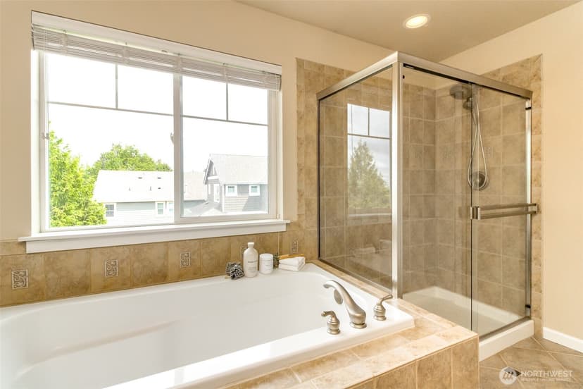 Property photo for 2972 NE Marquette Way, Issaquah photo 20