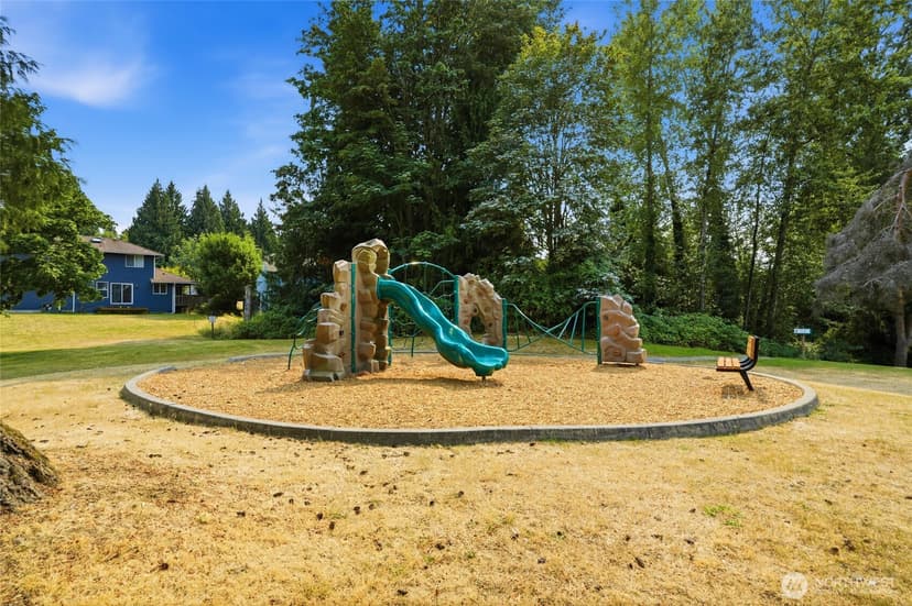 Property photo for 6805 59th Place NE, Marysville photo 35