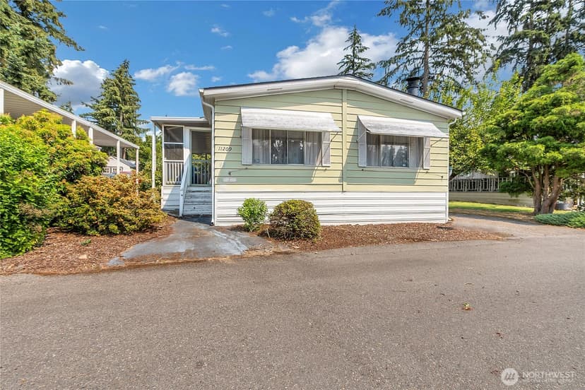 Property photo for 11209 125th Street Ct E #82, Puyallup photo 2