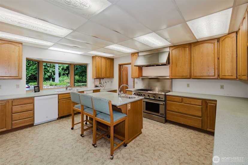Property photo for 1225 NE Hoffs Drive, Poulsbo photo 14