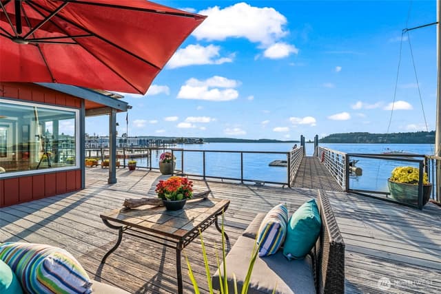 Property photo for 1542 S Wilton Road, Tacoma photo 3