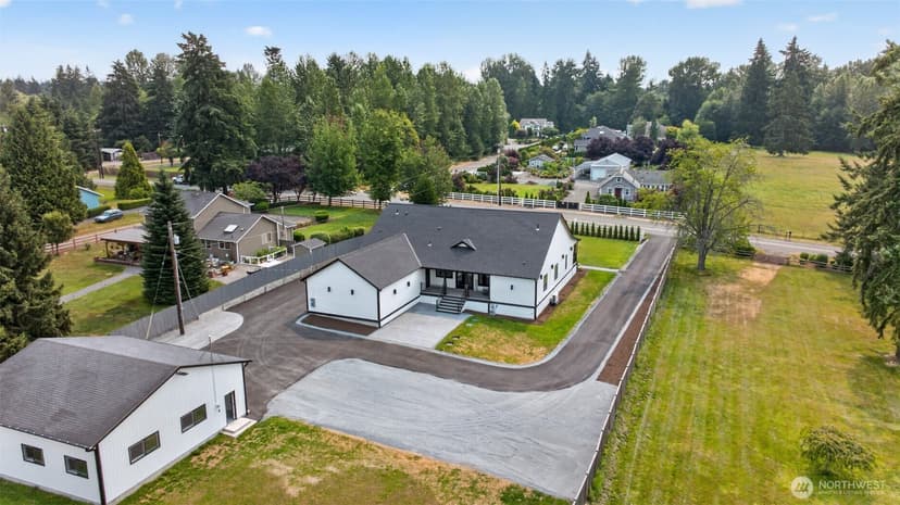Property photo for 17430 Interurban Boulevard, Snohomish photo 6