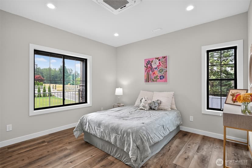 Property photo for 17430 Interurban Boulevard, Snohomish photo 25