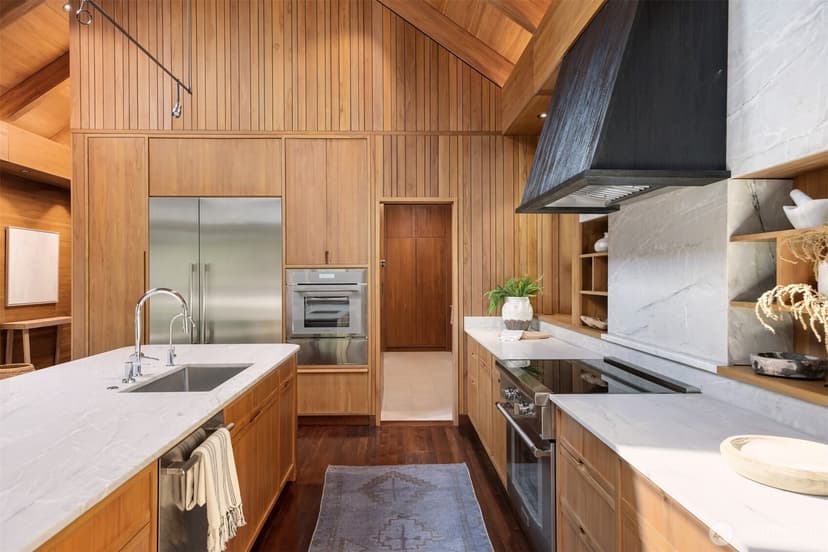 Property photo for 10147 NE Roberts Road, Bainbridge Island photo 9