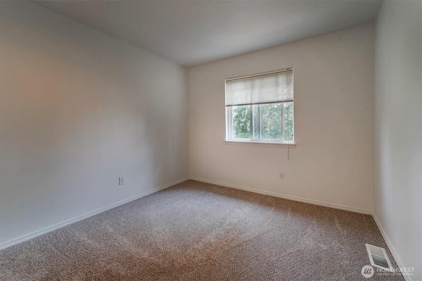 Property photo for 10932 Peony Place NW, Silverdale photo 28
