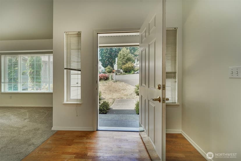 Property photo for 10932 Peony Place NW, Silverdale photo 6