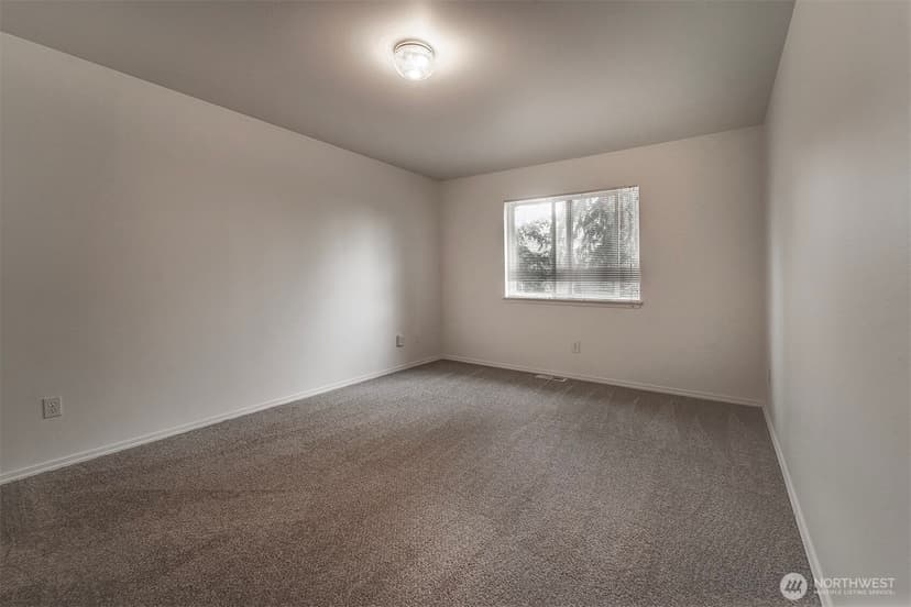 Property photo for 10932 Peony Place NW, Silverdale photo 31