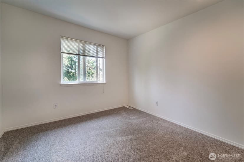 Property photo for 10932 Peony Place NW, Silverdale photo 26