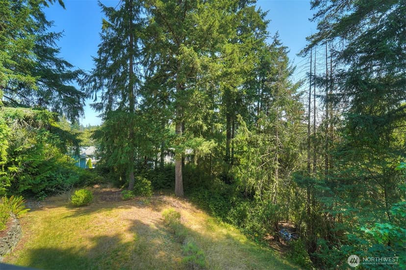 Property photo for 10932 Peony Place NW, Silverdale photo 21
