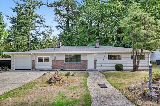 Property photo for 4530 151st Avenue SE, Bellevue photo 2