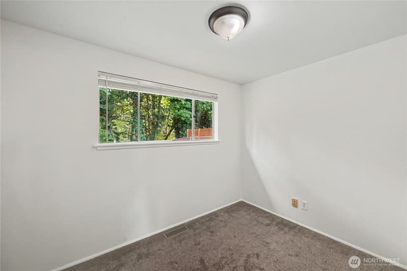Property photo for 4530 151st Avenue SE, Bellevue photo 13