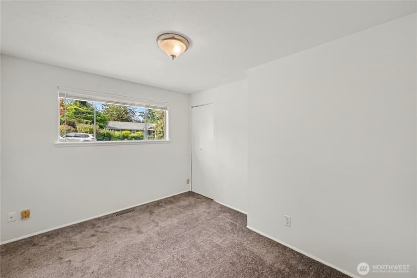Property photo for 4530 151st Avenue SE, Bellevue photo 12