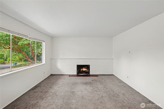 Property photo for 4530 151st Avenue SE, Bellevue photo 4
