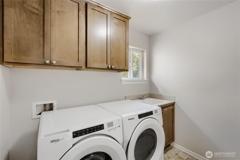 Property photo for 4613 NE 2nd Street, Renton photo 24