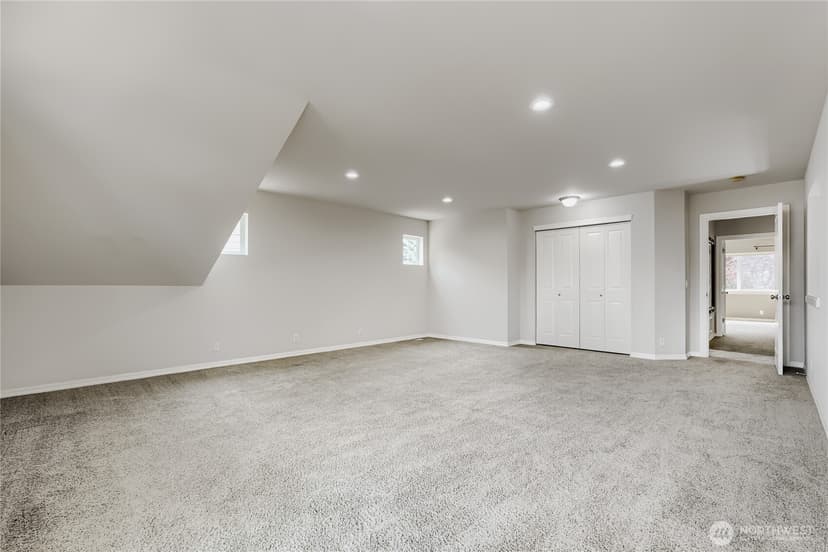 Property photo for 4613 NE 2nd Street, Renton photo 13