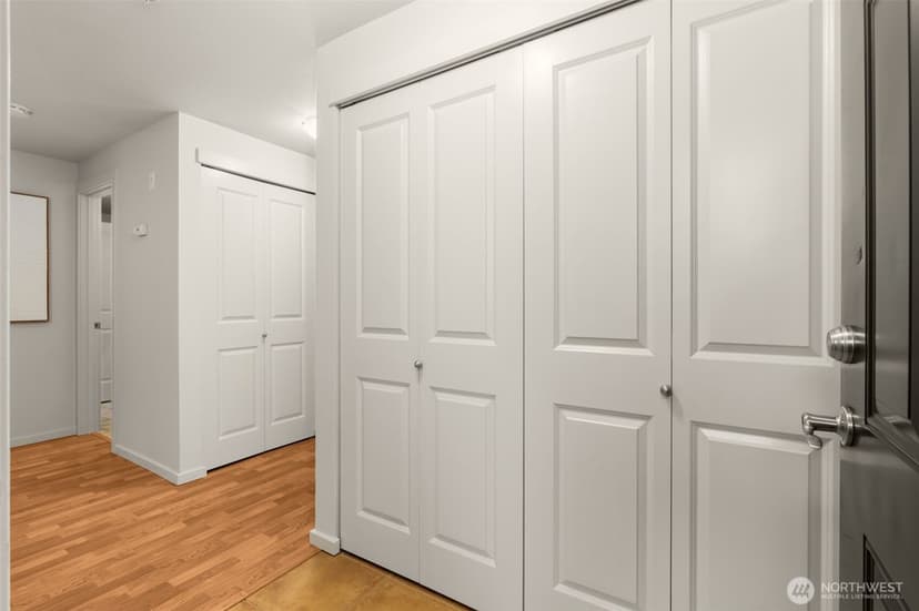 Property photo for 12404 E Gibson Road #J105, Everett photo 2