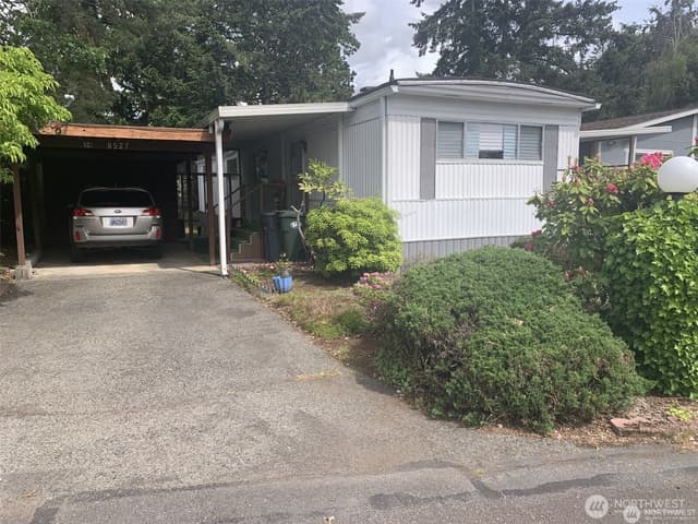 Property photo for 8527 31st Avenue S, Lakewood