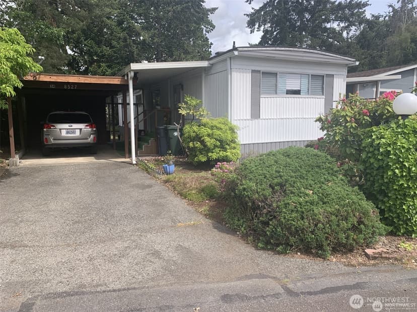 Property photo for 8527 31st Avenue S, Lakewood