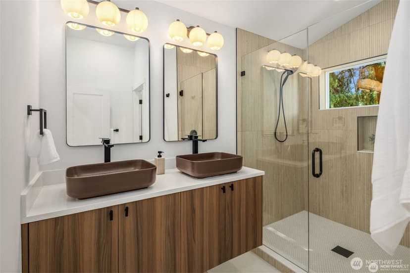 Property photo for 3849 NE 88th Street, Seattle photo 17