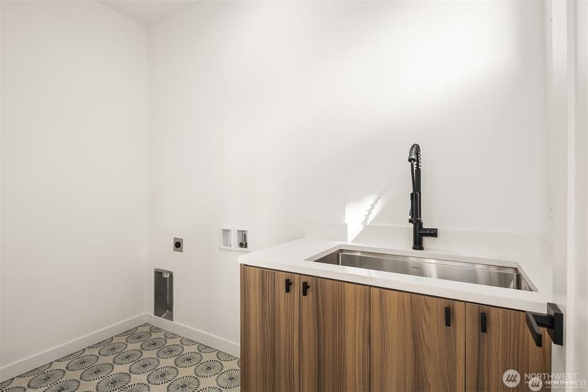 Property photo for 3849 NE 88th Street, Seattle photo 15