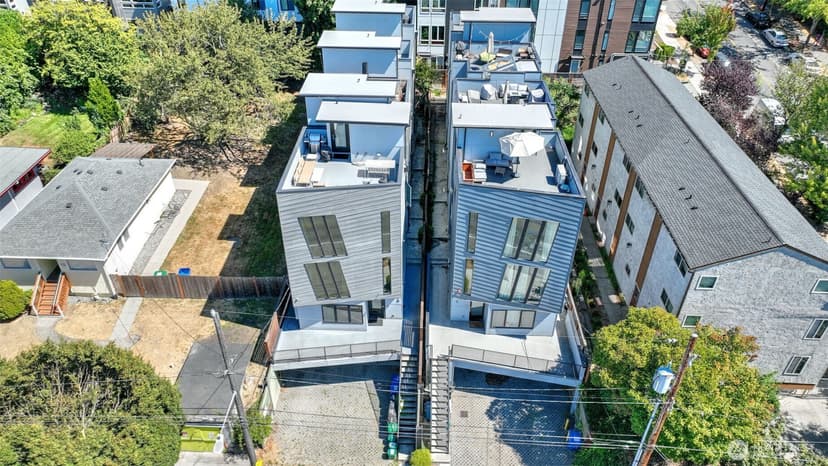 Property photo for 710 14th Avenue #C, Seattle photo 23
