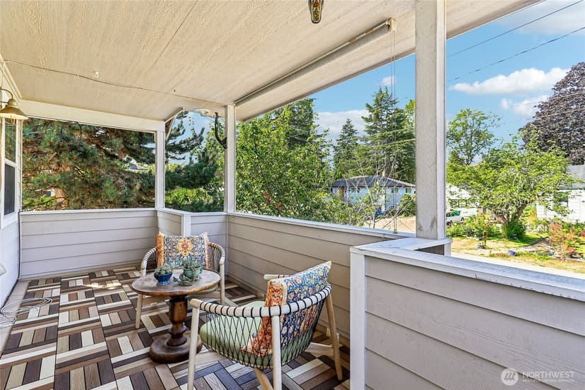 Property photo for 4856 18th Avenue SW, Seattle photo 9