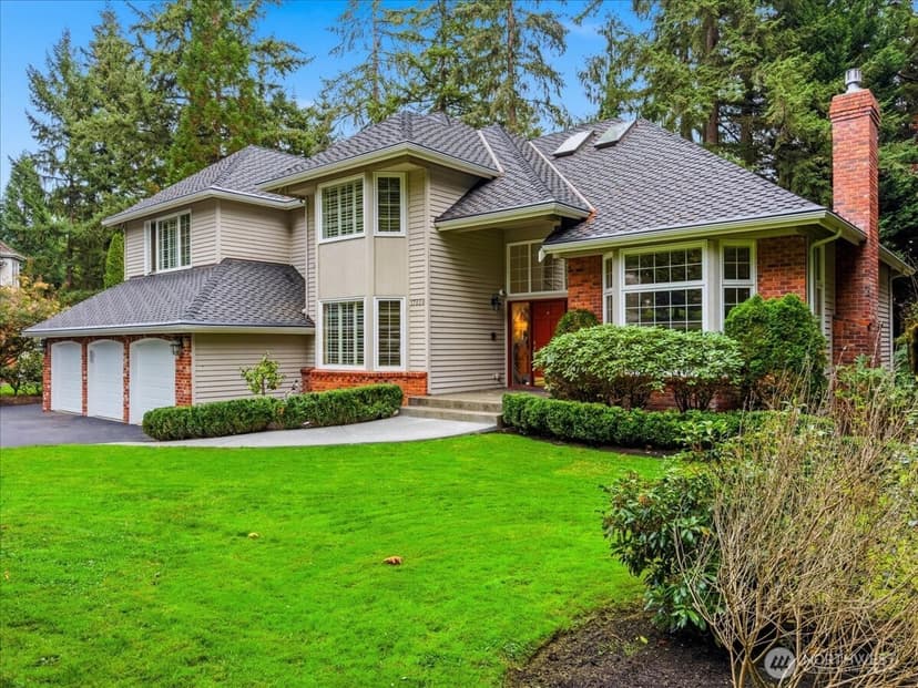 Property photo for 17020 NE 129th Circle, Redmond photo 2