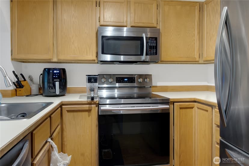 Property photo for 17521 118th Avenue SE #K3, Renton photo 11