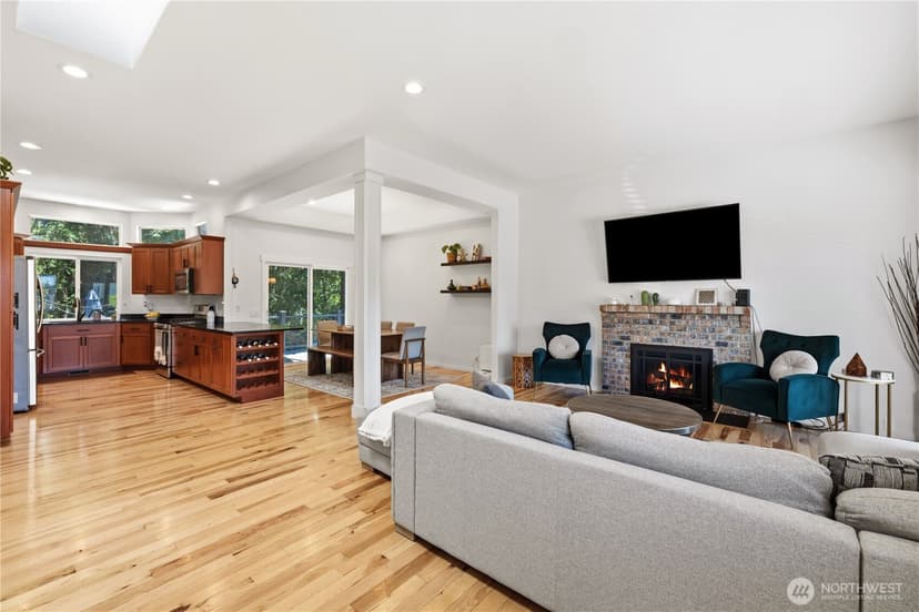 Property photo for 5317 101st Street SW, Mukilteo photo 6