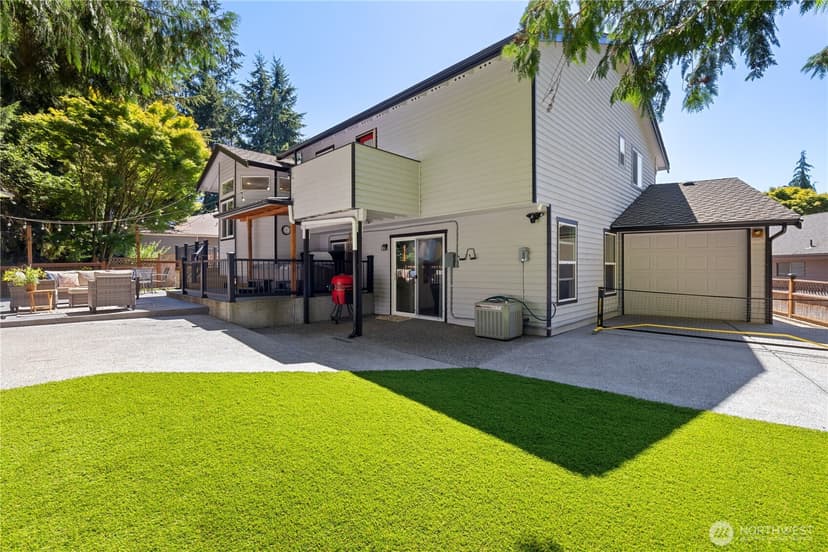 Property photo for 5317 101st Street SW, Mukilteo photo 33