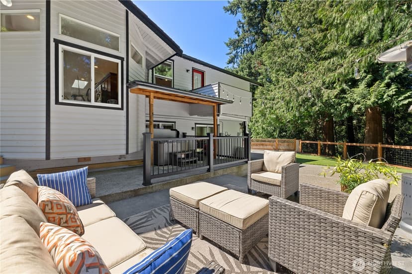 Property photo for 5317 101st Street SW, Mukilteo photo 32